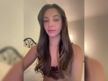 Evelonelfi  live sex cam