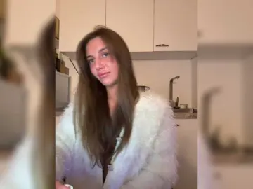 Evelonelfi  live sex cam