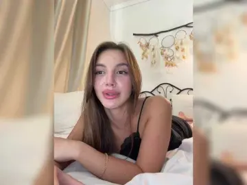Evelonelfi  live sex cam