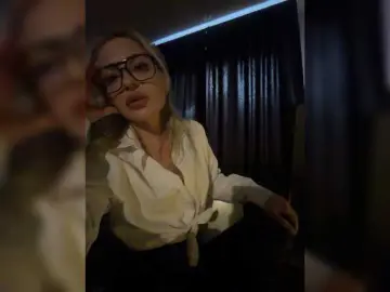 Kirakoks  live sex cam
