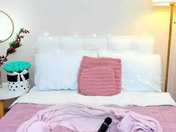 AndreaButt  live sex cam