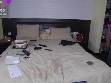 HairyCrotch  live sex cam