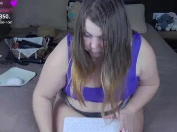 HairyCrotch  live sex cam