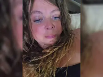 HairyCrotch  live sex cam