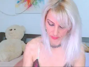 MissLaraHoney  live sex cam