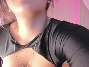 BellaBroocks  live sex cam