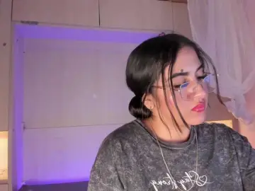 BellaBroocks  live sex cam