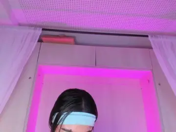 BellaBroocks  live sex cam