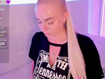 Dashulakiss1  live sex cam