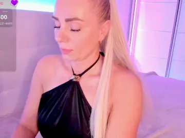 Dashulakiss1  live sex cam