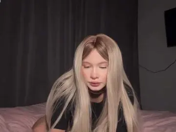 Evikss  live sex cam
