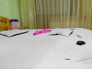 Fejlove  live sex cam