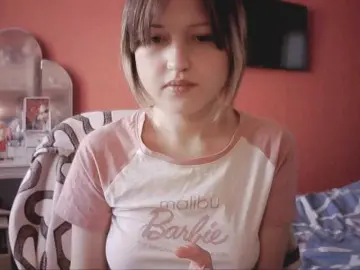 SnowWhiteNika  live sex cam