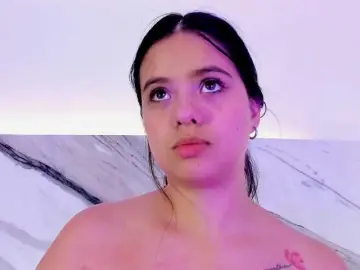 Thamiina  live sex cam