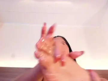 Thamiina  live sex cam