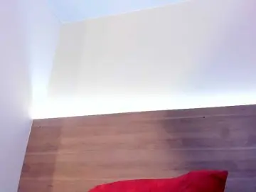 Thamiina  live sex cam