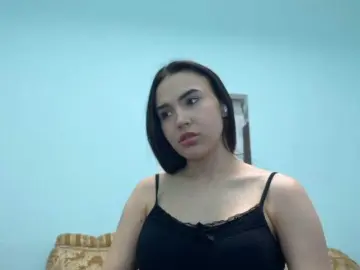 Iloniyaa  live sex cam