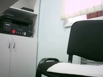 Lyalya7771  live sex cam