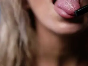 NaomiAmora  live sex cam