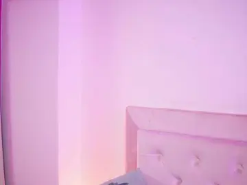 NaomiAmora  live sex cam