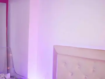 NaomiAmora  live sex cam