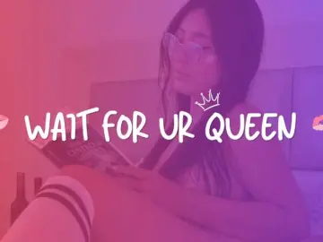 ValeenQueen  live sex cam