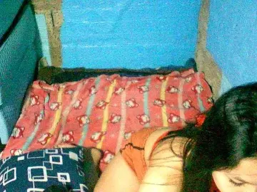 Bigbooty24  live sex cam