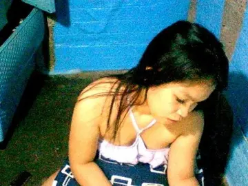 Bigbooty24  live sex cam