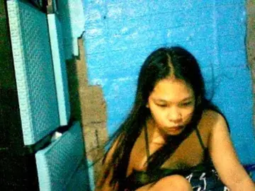 Bigbooty24  live sex cam