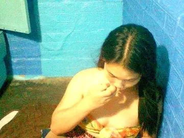 Bigbooty24  live sex cam