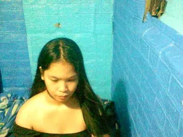 Bigbooty24  live sex cam