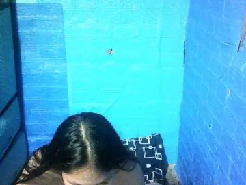 Bigbooty24  live sex cam