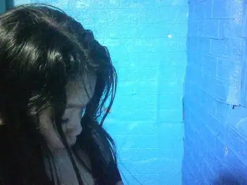 Bigbooty24  live sex cam
