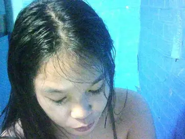 Bigbooty24  live sex cam