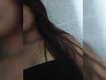 Bigbooty24  live sex cam