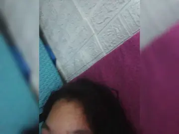 Bigbooty24  live sex cam