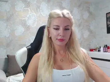 18Kristy778  live sex cam