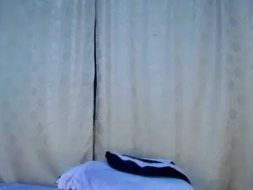Bicky24  live sex cam