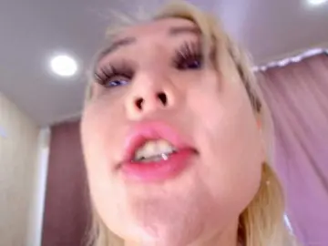 Juliannae  live sex cam