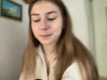 MaritaShatt  live sex cam