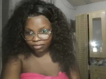 Naqueda2022  live sex cam