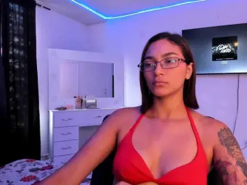 PARKERCINTHIA  live sex cam