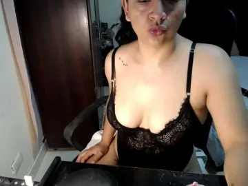 Julietamanson1  live sex cam
