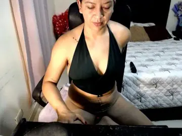 Julietamanson1  live sex cam