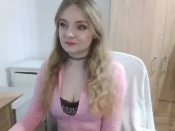 AlmaNatural  live sex cam