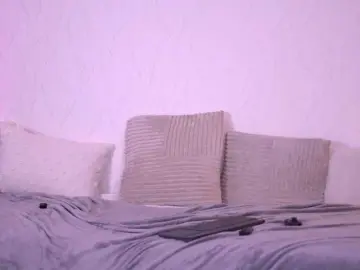 BellaHadid  live sex cam