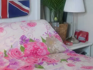 DonnaDubai  live sex cam