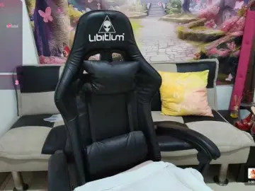 Hayami18  live sex cam