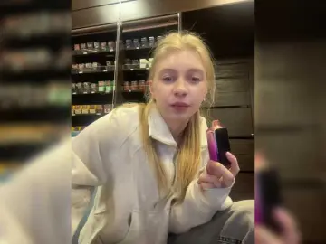 Nellie-Lolly  live sex cam