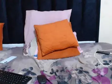 Reallylisavibes25  live sex cam